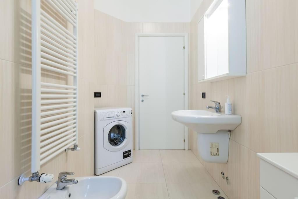 Spacious And New Apt In Citta Studi Mediolan Zewnętrze zdjęcie